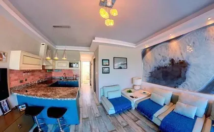 Deluxe Beach Apartment- Sleeps 2 & Private Terrace