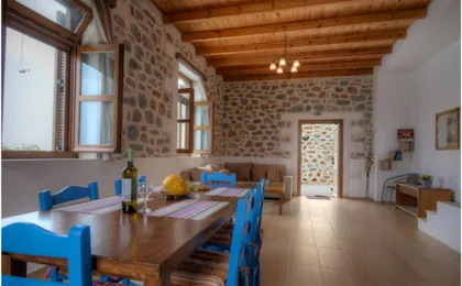 Stone Villa I in Petres