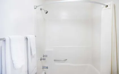 Travelodge by Wyndham Lake George NY