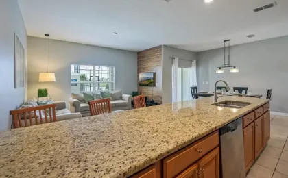 Cozy Home Near Disney Parks - Prime Location