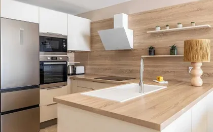 Bright Apartment With Sea View