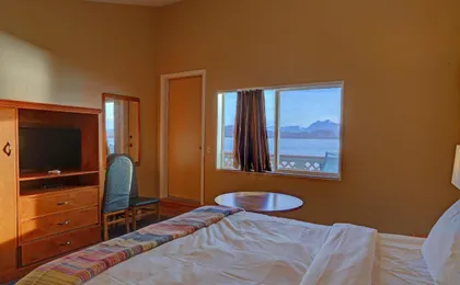 Land's End Resort