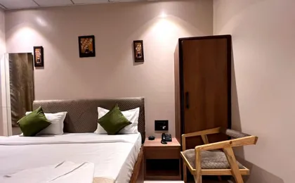 Hotel Grande Residency