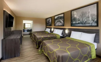 Super 8 by Wyndham Mcdonough Ga
