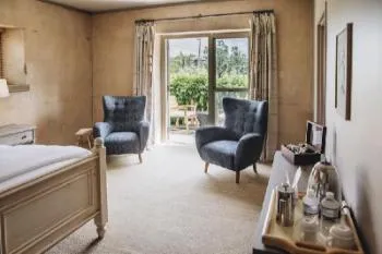 Ramekins Bed & Breakfast