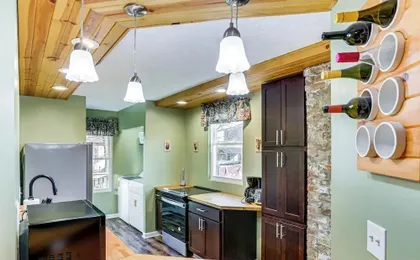 6 Mi to Dtwn Cincinnati: Dog-friendly Apt w/ Yard