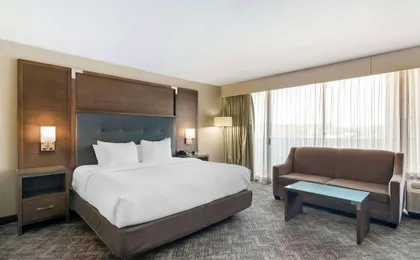 Best Western Premier Kansas City Sports Complex