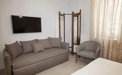 Bentzi...Boutique Apartment in Pangrati, Superior Suite (2) for 4 guests