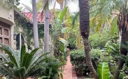 Beverly Hills Spanish Bed and Breakfast