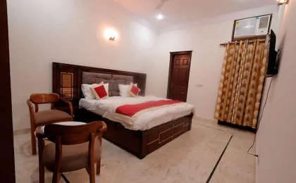 Room-Bed And Breakfast Cum Home Stay