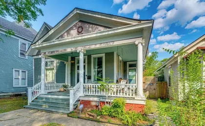 Walk to Main St: Eclectic Gem in Little Rock