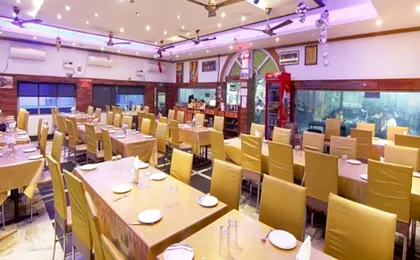 Hotel Sher E Punjab