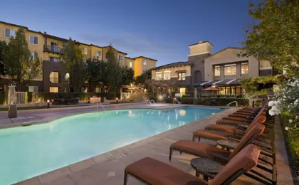 Bluebird Suites in Santa Clara