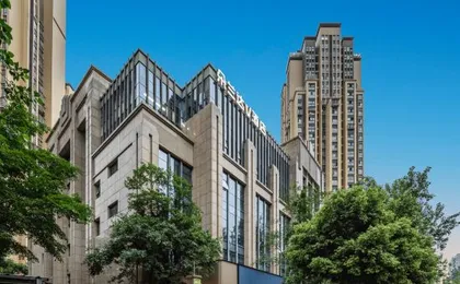 DoALand V Hotel(Jinjiang Branch of West China Hospital, Chengdu East Railway Station)
