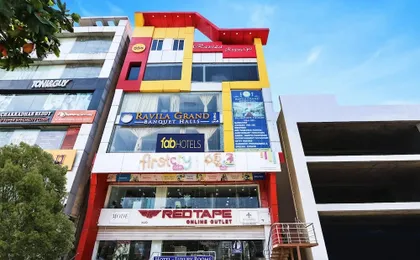 Fabhotel Prime Ravila Grand