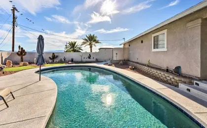 Hot Tub & Lake Views: Lake Havasu City Oasis