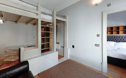 Historic Two Bed Apartment in Heart of the City