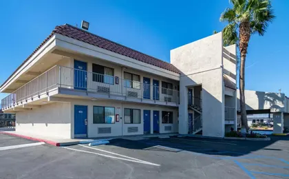 Rodeway Inn & Suites Thousand Palms - Rancho Mirag