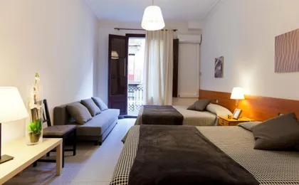 Hostal Dragonfly BCN (Adults only)