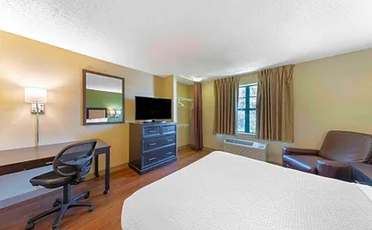 Extended Stay America Select Suites - St. Louis - Earth City