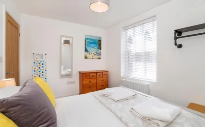 Livingstone Street Apartments with Free Parking