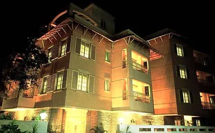 Tristar Service Apartments