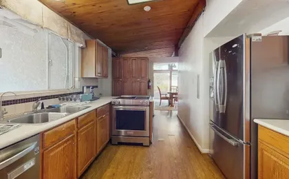 Great for Groups! Poolside Oasis Near Encanto Park