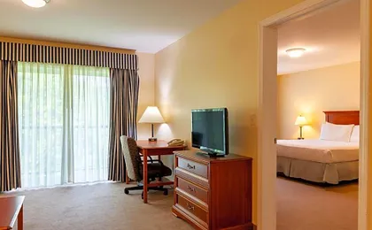 White River Inn & Suites