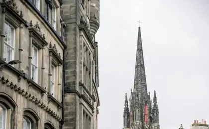 3 bed on Picturesque Victoria Street