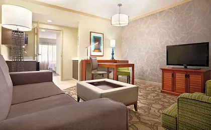 Embassy Suites by Hilton San Antonio Airport
