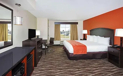 AmericInn by Wyndham Waupun
