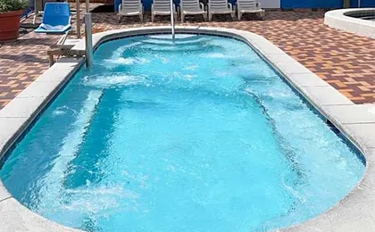 Days Inn by Wyndham Panama City Beach/Beachfront Resort