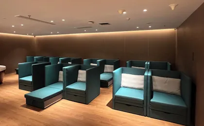T3E JOY REST LOUNGE