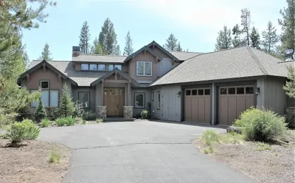 56540 Sunstone Loop