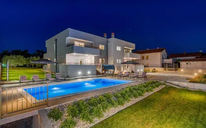 Villa D