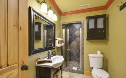 Mossy Brook Lodge Home