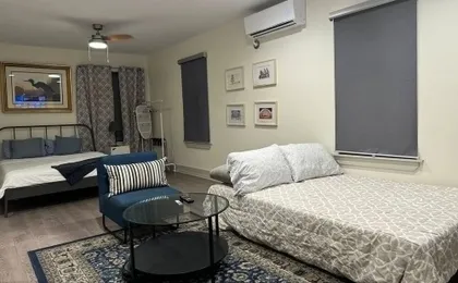 The Blue Heron-elegant Urban Studio in City Center