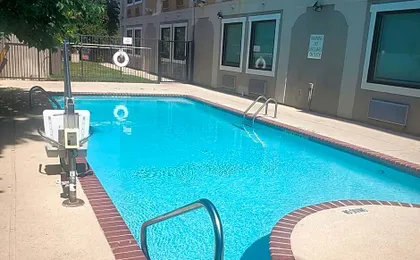 Holiday Inn Express & Suites San Antonio - Downtown Market Area By IHG