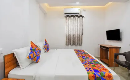 Fabhotel Keshava executive - Nr Mahadji Shinde chhatri