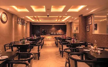 Hotel Waves, Delhi Airport