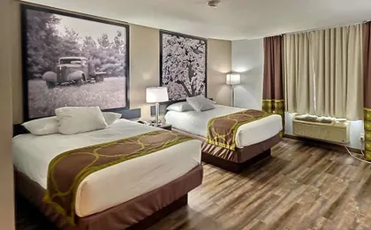 Super 8 by Wyndham Georgetown
