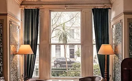 London Visitors Hotel