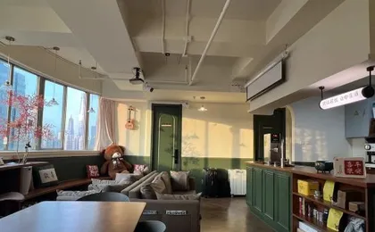 Cuan yue Space Youth Hostel (Laoximen Subway Station Branch)