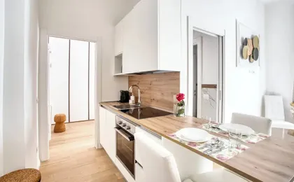 Old Milan Navigli Family Apartments