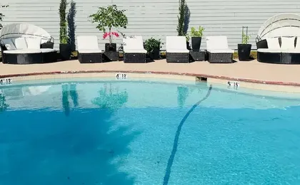 Americas Best Value Inn & Suites