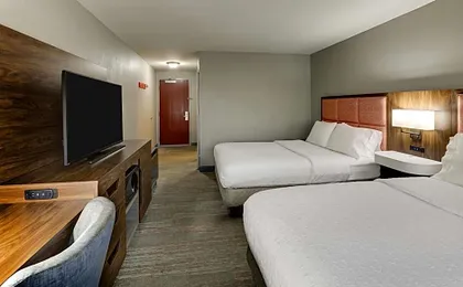 Hampton Inn & Suites St. Louis-Edwardsville