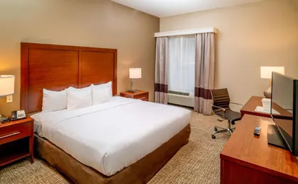 Comfort Inn & Suites