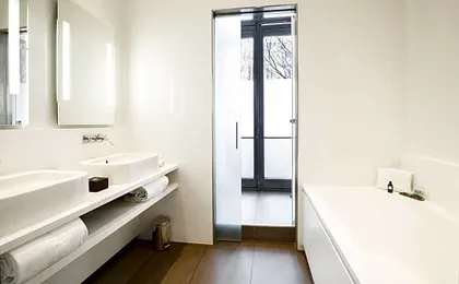 Hotel C2
