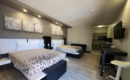 Crystal Inn