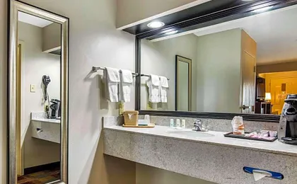 Quality Inn Memphis Airport